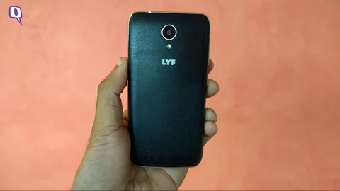 Reliance Lyf Flame 6 phone. (Photo: <b>The Quint</b>)