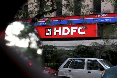 Signage for HDFC displayed in Mumbai (Photographer: Adeel Halim/Bloomberg) 