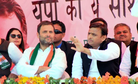 Congress Vice President Rahul Gandhi with Samajwadi Party President and
Uttar Pradesh Chief Minister Akhilesh Yadav at an election rally in Meerut,
Uttar Pradesh on February 7, 2017. (Photograph: PTI)