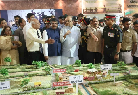 Finance Minister Arun Jaitley with then Defence Minister Manohar Parrikar and Information Technology Minister Ravi Shankar Prasad at India Gate, in New Delhi on September 15, 2015. (Photograph: PIB)