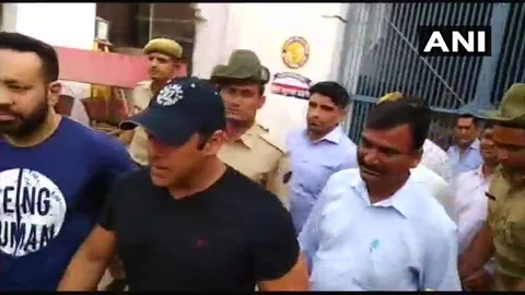 Salman Khan Reaches Mumbai After Being Released from Jodhpur Jail