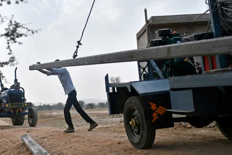 India Nears Power Success, But Millions Are Still In The Dark