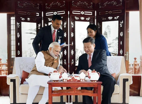 Wuhan-Wuhan Bhai-Bhai Is Seductive, But Here’s A History Lesson