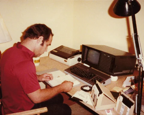 Using early-model consumer PCs, Benter began to write a system of algorithms that predicted the outcome of horse races. (Source: Bill Benter)