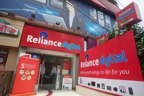 The entrance to a Reliance Digital store, in Mumbai, India, on July 20, 2012. (Photographer: Adeel Halim/Bloomberg)