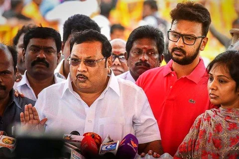 Former Union Minister MK Alagiri addresses the media in Chennai after paying homage to his father M Karunanidhi. (Source: PTI)