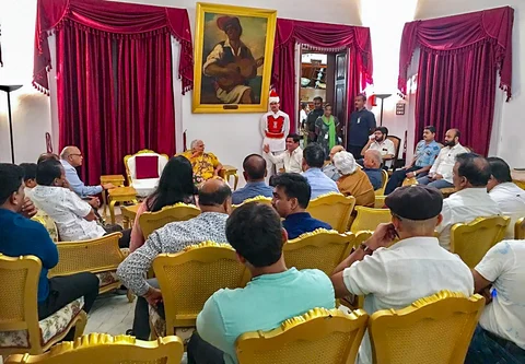 Congress legislators in Goa meet the state’s Governor Mridula Sinha, on Sept. 18, 2018. (Photograph: PTI)