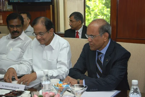 Finance Minister P Chidambaram meeting the Directors of the RBI Central Board, in New Delhi, on March 8, 2013. (Photograph: RBI)