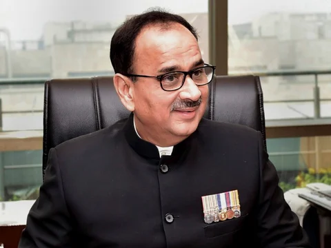 Alok Kumar Verma taking charge as the Director of the Central Bureau of Investigation in New Delhi, on Feb. 1, 2017. (Photographer: Kamal Kishore/PTI)