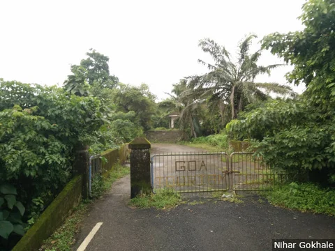 Present entrance to the Kesarval spring. In June 2018, the Goa Tourism Development Corporation floated a tender to select a developer to build a “three-star or higher category business hotel” on six acres of land. (Picture Courtesy: Nihar Gokhale)