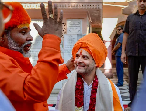 Rahul Gandhi at a temple in Pushkar, Rajasthan. (Photograph: PTI)
