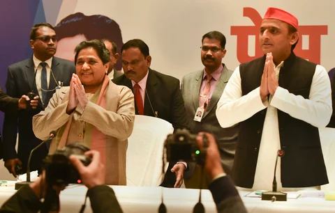 Mayawati and Akhilesh Yadav announce the BSP-SP alliance, in Lucknow, on Jan 12, 2019. (Photograph: PTI)