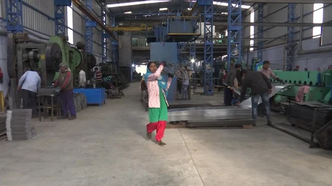 Workers at May Steels Pvt. Ltd. factory in Mohali, Punjab. (Source: BloombergQuint)