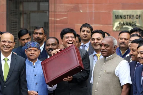Piyush Goyal, before leaving to table the budget in Parliament in New Delhi, on Feb. 1, 2019. (Photographer: T. Narayan/Bloomberg)