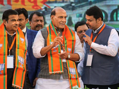 Rajnath Singh with Nitin Gadkari and Devendra Fadnavis, in Nagpur, on Jan. 20, 2019. (Photograph)