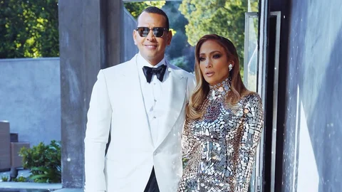 Alex Rodriguez & Jennifer Lopez are engaged.