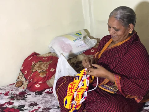 Shalini Jagtap at her home in BDD Chawl in Naigaon, Mumbai. (BloombergQuint)