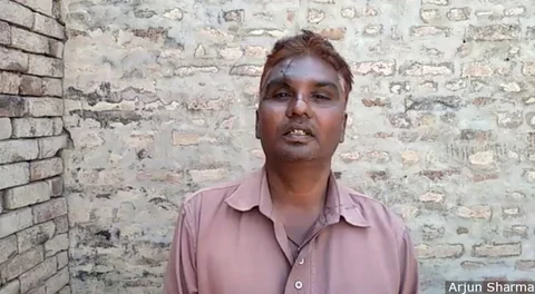 Gora Singh, 35, an unskilled labourer, has been visiting the Malgodam labour hub in Mansa city since 2013. Before demonetisation, he managed to find more than 20 days’ work a month; today he is happy if he gets even two weeks’.