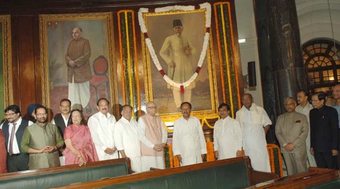 BJP leaders, before the portrait of Maulana Abul Kalam Azad in Parliament, on November 11, 2014. (Photograph: PIB)