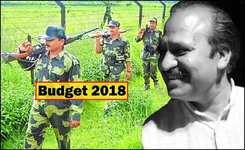 आदिवासियों के जल-जंगल-जमीन पर कब्जे की तैयारी में लगी मोदी सरकार ‘सेना’ को मोहरा बना रही है : हिमांशु कुमार