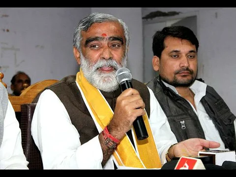 भागलपुर उपद्रवः केंद्रीय मंत्री अश्विनी चौबे के बेटे समेत कई BJP नेताओं के खिलाफ़ FIR दर्ज
