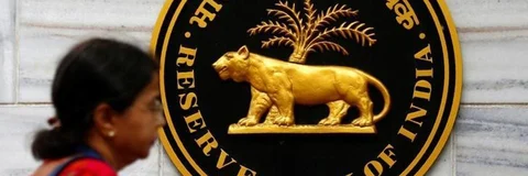 RBI रिपोर्ट: नोटबंदी और GST भारतीय अर्थव्यवस्था के लिए झटका, 9 लाख करोड़ का हुआ नुकसान