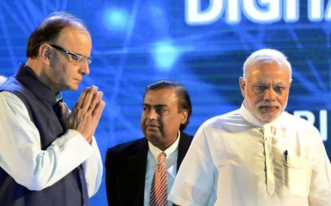 गरीबों पर सख्त मोदी सरकार अमीरों पर मेहरबान ! उद्योगपतियों का 55 हजार करोड़ लोन ठण्डे बस्ते में डाला