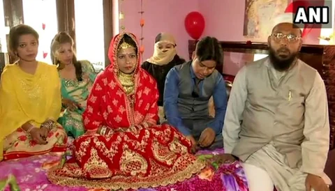 मुस्लिम परिवार ने पेश की मिसाल, अनाथ बच्चे को लिया गोद और करवाई ‘हिंदू रिवाज़’ से शादी