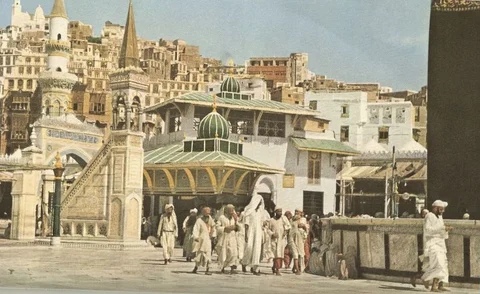 Revisit The 1953 Hajj Journey With 25 Fascinating Photos
