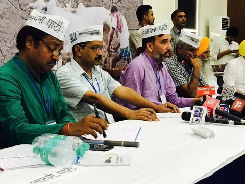 भाजपा वालों देश का किसान तुमसे भीख नहीं मांग रहा है अपनी मेहनत का पूरा पैसा मांग रहा है- अरविंद केजरीवाल