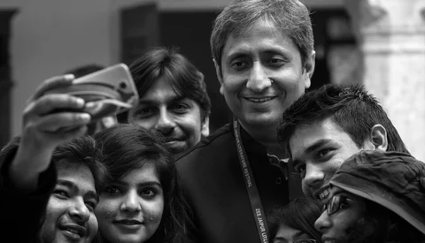 पब्लिक ही मेरा ‘संपादक’ है और मैं ‘पब्लिक न्यूज़ रूम’ में काम करता हूं : रवीश कुमार