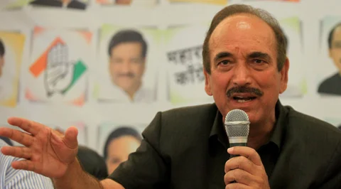 जो आजादी की लड़ाई में अंग्रेजों के साथ थे वहीं आज हिंदुस्तान को हिंदू-मुस्लिम में बांट रहे हैं : गुलाम नबी आजाद