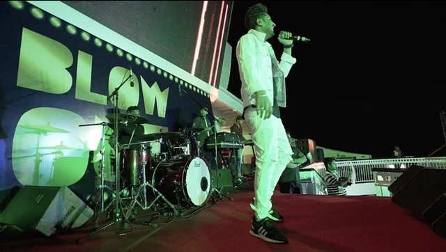 Jassie Gill performing in Blowout