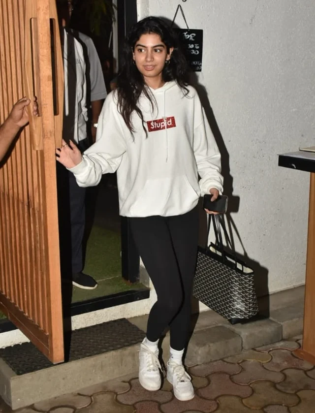 Get Khushi Kapoor’s ‘STUPID’ hoodie for just Rs 1500; but can you afford her bag?