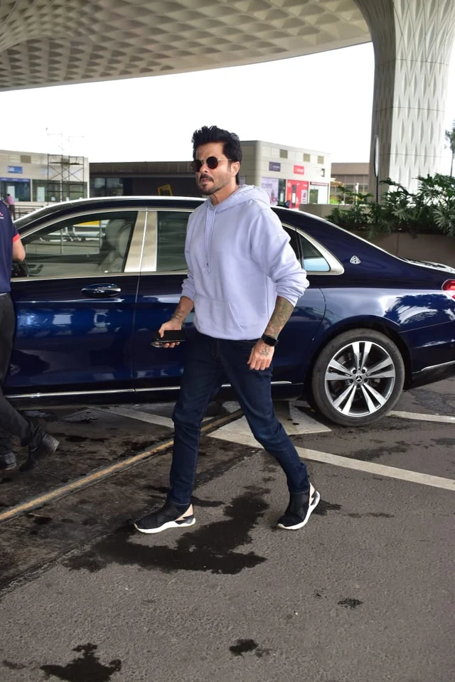 Evergreen actor Anil Kapoor also spotted at the Mumbai airport as he left for Delhi this morning.
