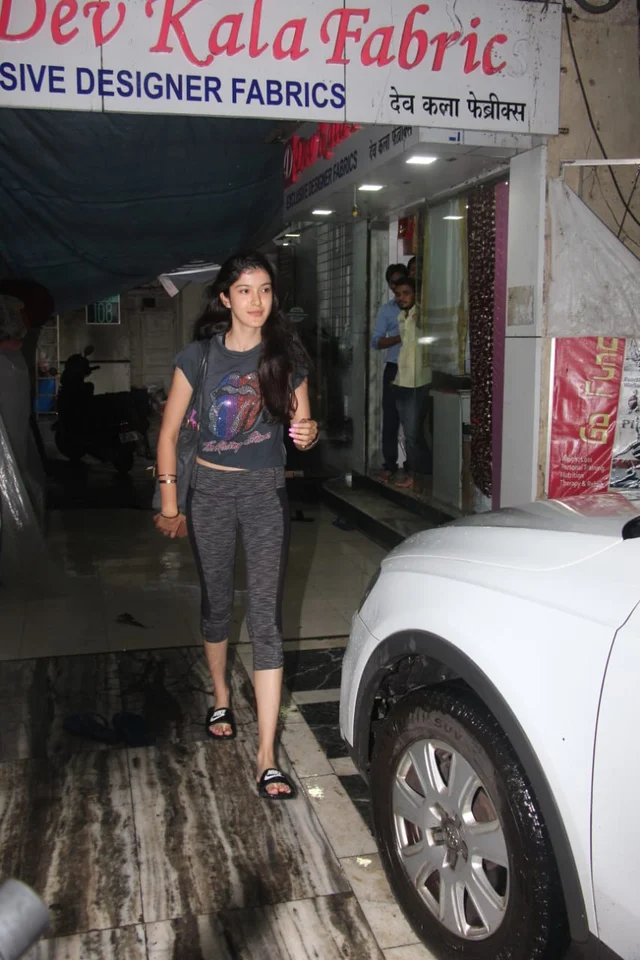 Shanaya Kapoor snapped at dance class in Khar
