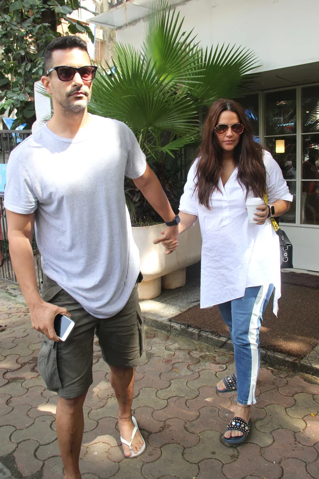 Neha Dhupia was snapped with hubby Angad Bedi at Sequel in Bandra. Both stepped out for in casuals for some family time.