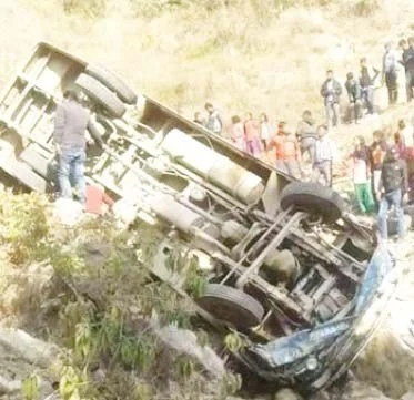 24 killed in Pak accident after bus falls into ditch