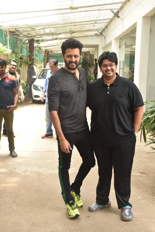 Ritesh Deshmukh gearing for his upcoming film 'Marjaavaan' was snapped with director Milap Zaveri post dubbing in Juhu