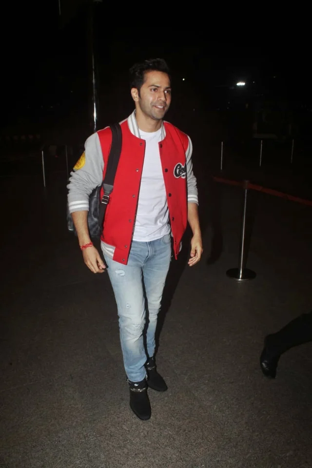 Varun Dhawan who will be next seen in Coolie No. 1 was clicked by media at the airport earlier yesterday.