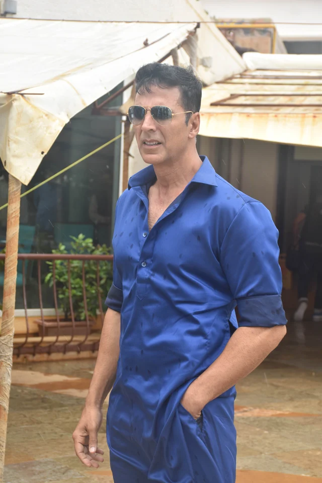 Akshay Kumar is busy with his next release Mission Mangal and was spotted post promotions in all traditional look.