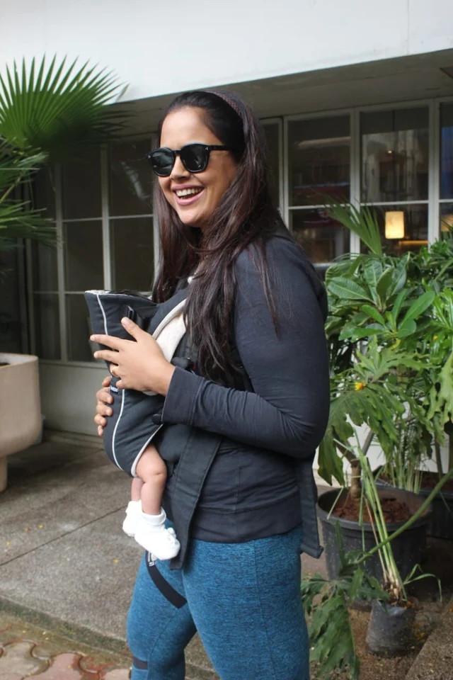 Sameera Reddy was clicked by media at Sequel in Bandra with her new-born baby girl Nyra.