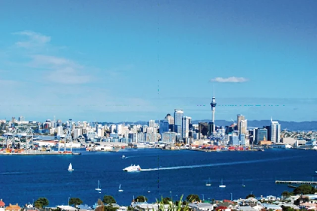 Destination New Zealand ‘100% Pure’