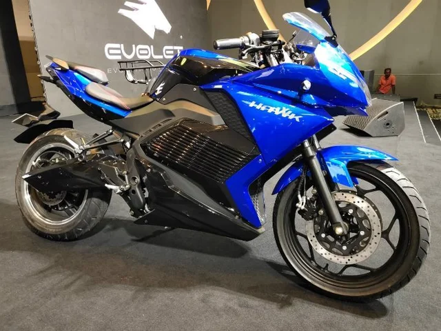 Evolet Hawk