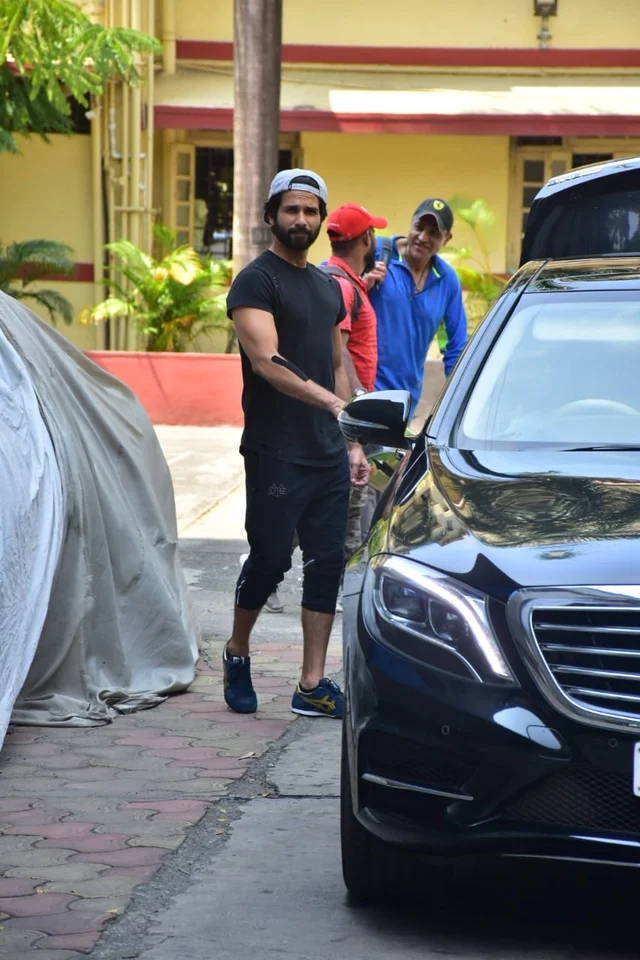 Shahid Kapoor at i think fitness gym