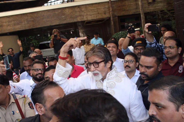 Amitabh Bachchan greets thousands of fans outside his residence 'Jalsa' on 77th birthday