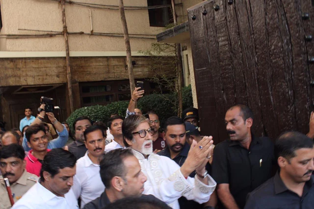 Amitabh Bachchan greets thousands of fans outside his residence 'Jalsa' on 77th birthday