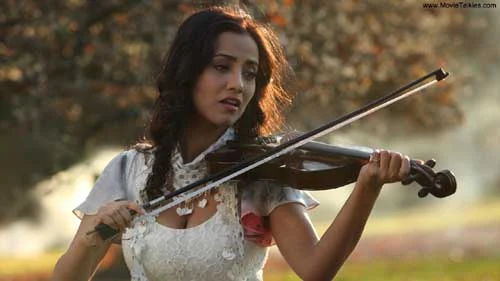 <br />Film: 1920: Evil Returns<br />Cast:<br />Aftab Shivdasani,<br />Tia Bajpai, Vidya Nalawade<br />Director:<br />Bhushan Patel