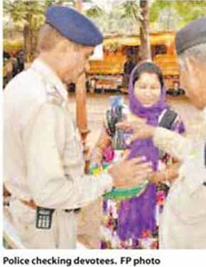 Bomb hoax: Cops check Khajrana Ganesh temple premises