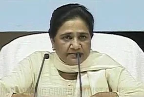 BSP to go it alone in LS polls: Mayawati